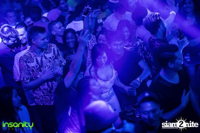 DJ T Asian Invasion ที่ Insanity Nightclub — photo 112
