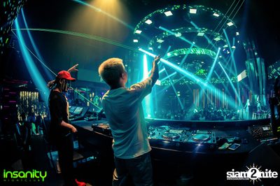 DJ T Asian Invasion ที่ Insanity Nightclub — photo 114