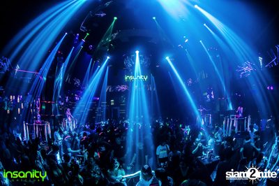 DJ T Asian Invasion ที่ Insanity Nightclub — photo 150
