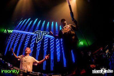 DJ T Asian Invasion ที่ Insanity Nightclub — photo 151