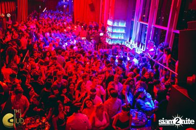 Crush Wednesdays ที่ The Club at Koi — photo 102
