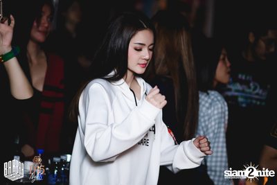 Friday Night at BARBARBAR — photo 17