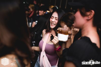 Friday Night at BARBARBAR — photo 35