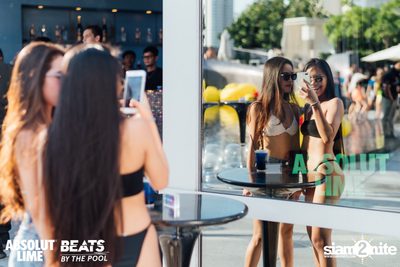 Beats by the Pool at W Bangkok | Sathorn — photo 39
