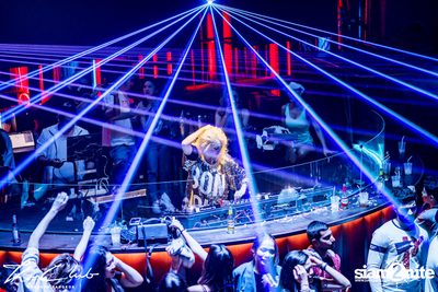 Lia Lisse at The Club Khaosan — photo 96
