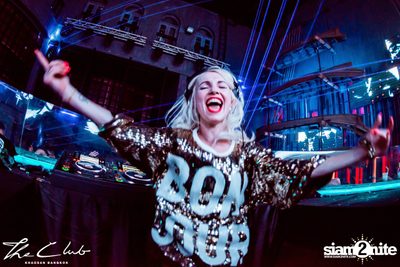 Lia Lisse at The Club Khaosan — photo 130
