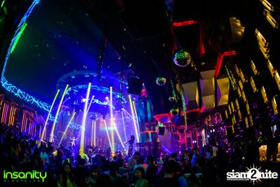 Official DJ Mag Event กับ Klosman ที่ อินเซนิตี้ ไนท์คลับ — photo 20