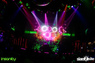 Official DJ Mag Event กับ Klosman ที่ อินเซนิตี้ ไนท์คลับ — photo 25
