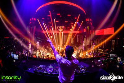 Official DJ Mag Event กับ Klosman ที่ อินเซนิตี้ ไนท์คลับ — photo 73