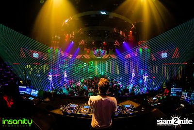 Official DJ Mag Event กับ Klosman ที่ อินเซนิตี้ ไนท์คลับ — photo 90