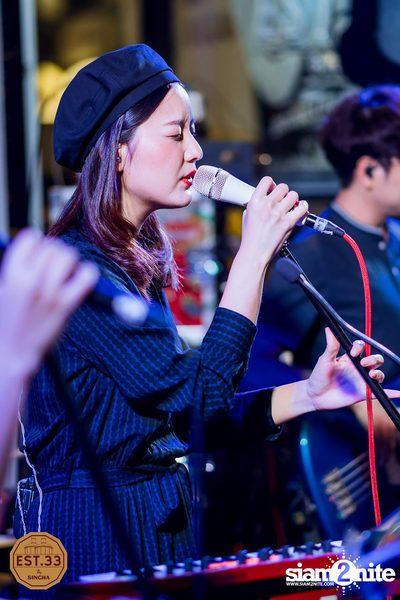 อิ้งค์ วรันธร ที่ EST.33 ที่ สาขา The Nine พระราม 9  — photo 49