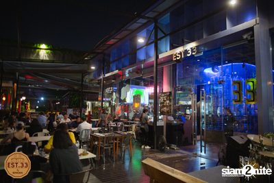 Hugo ที่ EST.33 ที่ สาขา The Crystal Design Center — photo 36
