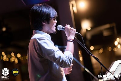 Back 2 the 90s Party ที่ บีกิน บาร์ — photo 10