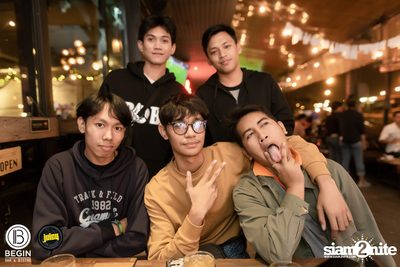 Back 2 the 90s Party ที่ บีกิน บาร์ — photo 39