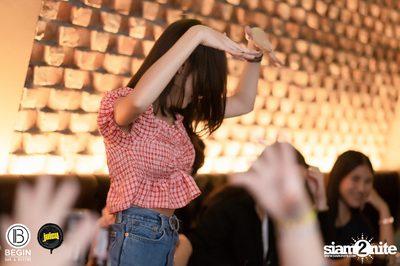 Back 2 the 90s Party ที่ บีกิน บาร์ — photo 56
