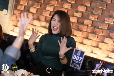 Back 2 the 90s Party ที่ บีกิน บาร์ — photo 59