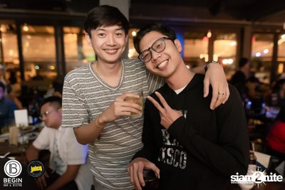 Back 2 the 90s Party ที่ บีกิน บาร์ — photo 63
