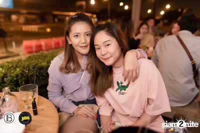 Back 2 the 90s Party ที่ บีกิน บาร์ — photo 77