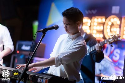 Back 2 the 90s Party ที่ บีกิน บาร์ — photo 82