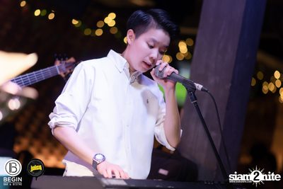 Back 2 the 90s Party ที่ บีกิน บาร์ — photo 84