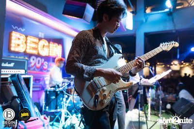 Back 2 the 90s Party ที่ บีกิน บาร์ — photo 86