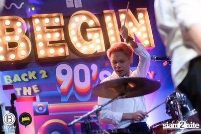 Back 2 the 90s Party ที่ บีกิน บาร์ — photo 90