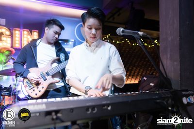 Back 2 the 90s Party ที่ บีกิน บาร์ — photo 91