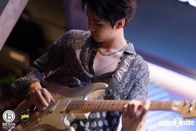 Back 2 the 90s Party ที่ บีกิน บาร์ — photo 98