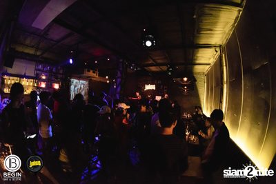 Back 2 the 90s Party ที่ บีกิน บาร์ — photo 112