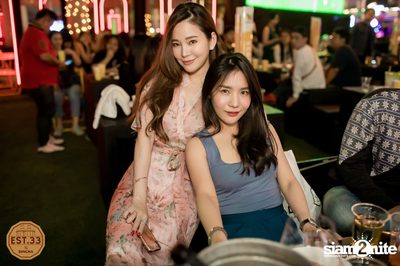 เจ เจตริน ที่ EST.33 | Crystal Design Center — photo 108