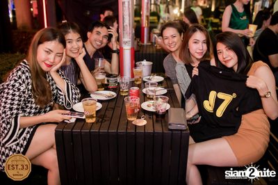 เจ เจตริน ที่ EST.33 | Crystal Design Center — photo 109
