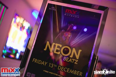 Neon BeatZ Party at MIXX Bangkok — photo 12