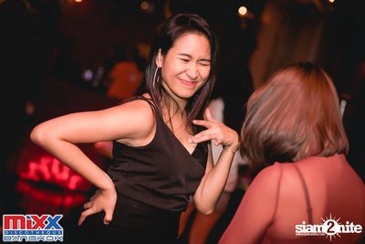 Neon BeatZ Party at MIXX Bangkok — photo 32