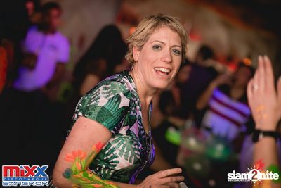 Neon BeatZ Party at MIXX Bangkok — photo 41