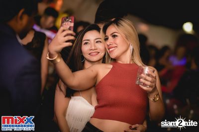 Neon BeatZ Party at MIXX Bangkok — photo 71