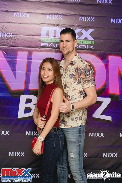 Neon BeatZ Party at MIXX Bangkok — photo 77