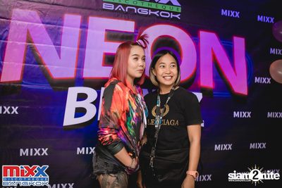 Neon BeatZ Party at MIXX Bangkok — photo 79