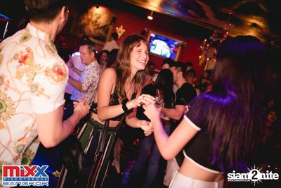 Neon BeatZ Party at MIXX Bangkok — photo 94