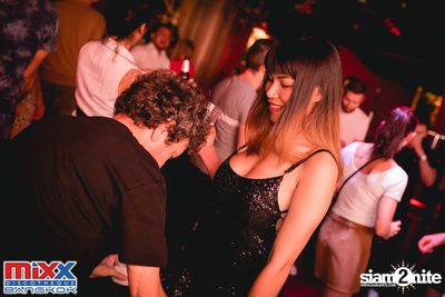 Neon BeatZ Party at MIXX Bangkok — photo 106