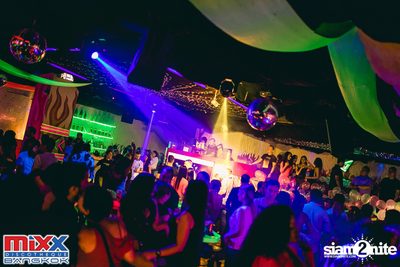 Neon BeatZ Party at MIXX Bangkok — photo 108