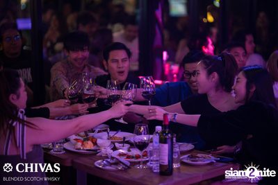 Burin Boonvisut at Why Here - Major Cineplex Ratchayothin — photo 48