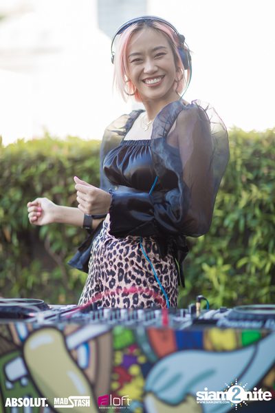 Splash Pool Party at Aloft Bangkok Sukhumvit Soi 11 — photo 30