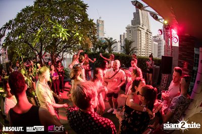 Splash Pool Party at Aloft Bangkok Sukhumvit Soi 11 — photo 86