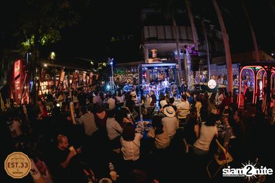 Atom Chanakan ที่ EST.33 CDC — photo 46
