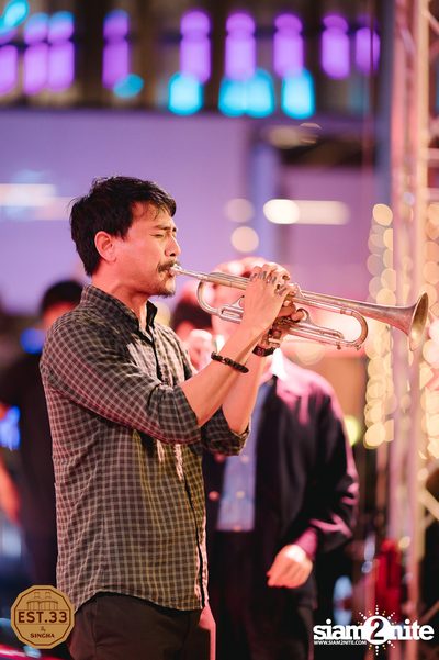 Atom Chanakan ที่ EST.33 CDC — photo 83