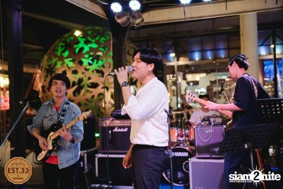 Atom Chanakan ที่ EST.33 CDC — photo 116