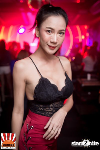 Maurice West ที่ Warmup Cafe Chiangmai — photo 11