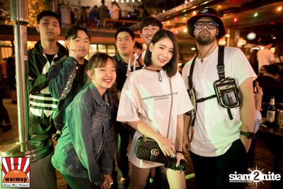 Maurice West ที่ Warmup Cafe Chiangmai — photo 31