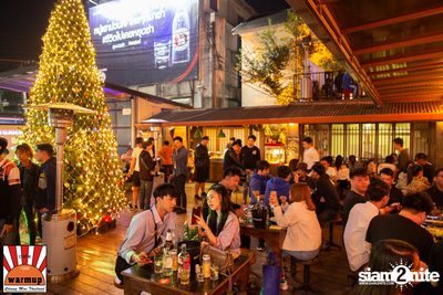 Maurice West ที่ Warmup Cafe Chiangmai — photo 32