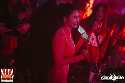 Maurice West ที่ Warmup Cafe Chiangmai — photo 48